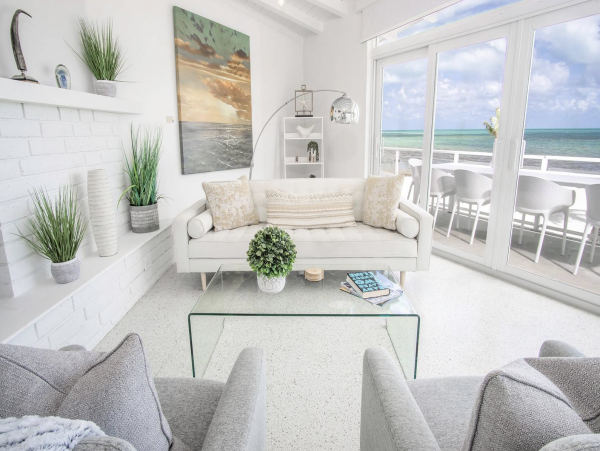 Islamorada Three Bedroom Home with Full Ocean View & Pool